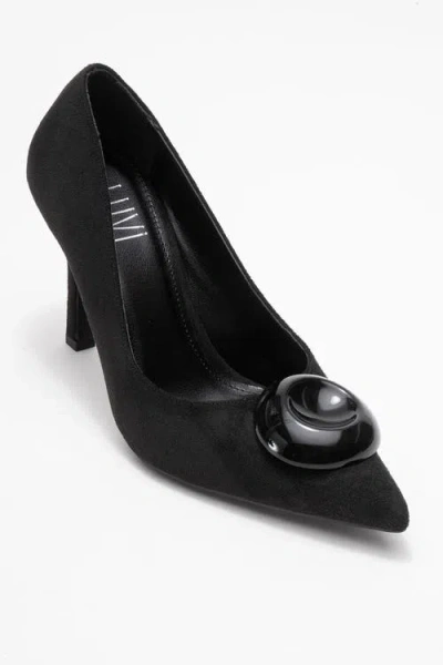 Prologue Shoes Jordana Pointed Toe Pump In Black