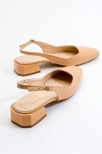 Prologue Shoes State Round Toe Slingback Pump In Brown