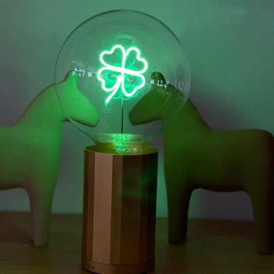Mitb Clover Portable Table Lamp In Green