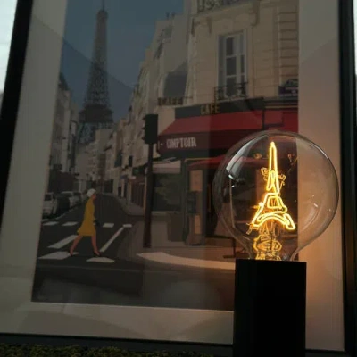 Mitb Eiffel Tower Portable Table Lamp In Pink