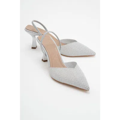 Prologue Shoes Renos Pointed Toe Pump In Multi