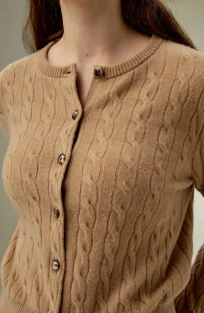 Lilysilk Cable-knit Cashmere Crewneck Cardigan In Animal Print