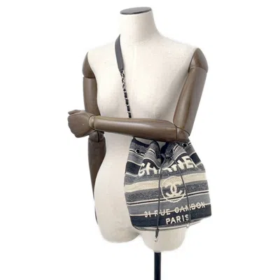 Pre-owned Chanel Black Gray White Canvas Shoulder Bag ()