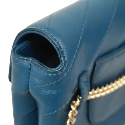 Pre-owned Chanel Blue Leather Shoulder Bag ()