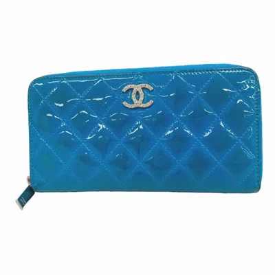 Pre-owned Chanel Turquoise Patent Leather Long Wallet (bi-fold) () In Blue