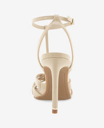 Kenneth Cole Liona Patent Heel In Neutral