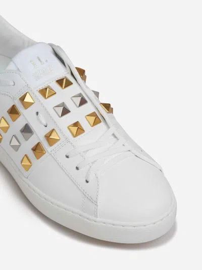 Valentino Garavani Rockstud Sneakers In White
