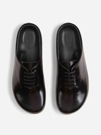 Jacquemus Round Toe Open Back Flat Sole Slippers In Black