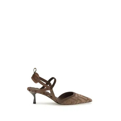 Fendi Colibri Pumps In Brown