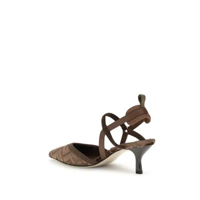Fendi Colibri Pumps In Brown