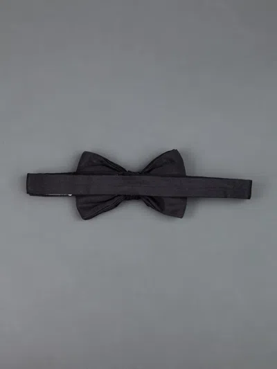 Jupe Silk Bow Tie In Black