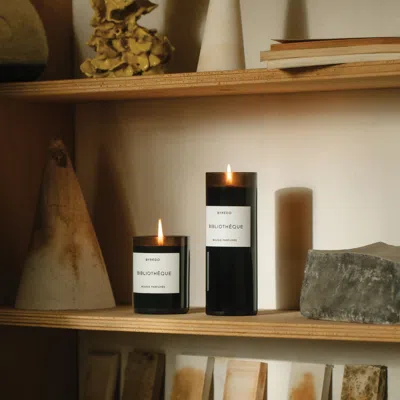 Byredo Bibliothèque Fragranced Candle 400g In Multi