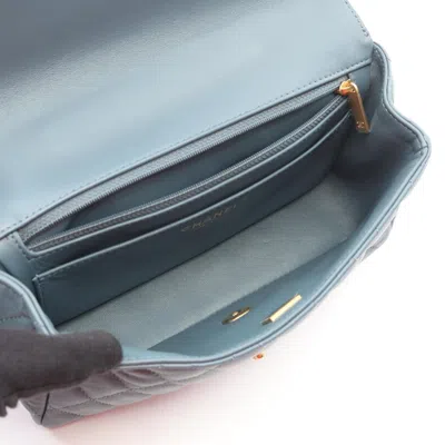 Pre-owned Chanel Green Leather Shoulder Bag ()