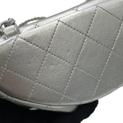 Pre-owned Chanel Matte Silver Metallic Leather Backpack ()