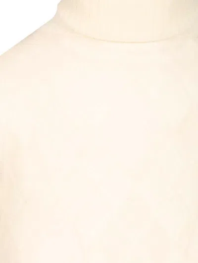 Retori Crop Top In White