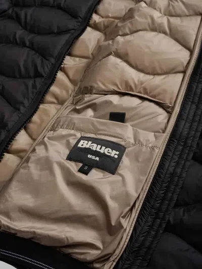 Blauer Camellia Waves Padded Feather In Black