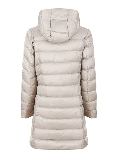 Blauer Coat In White