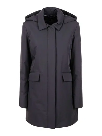 Peuterey Coat In Black