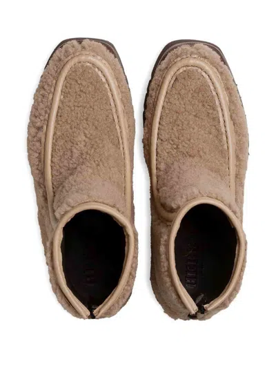 Hereu Armenta Low Shearling Boots In Neutral