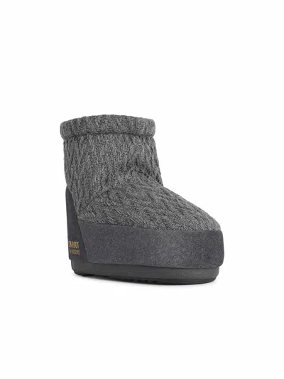 Moon Boot X Guest In Residence Knitted Icon Low Boots In Gray