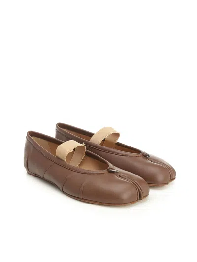 Maison Margiela Leather Ballerina Shoes Split Toe In Brown