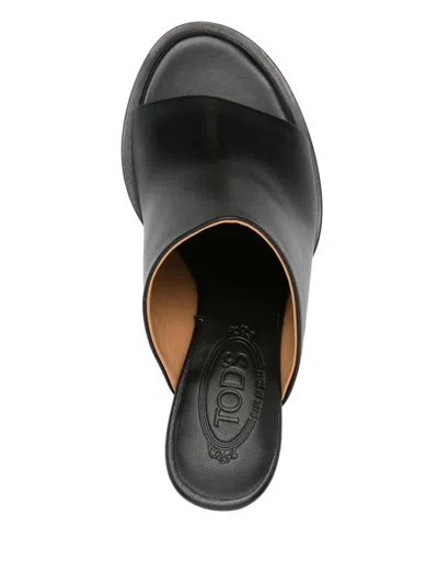 Tod's Mules In Leather In Black
