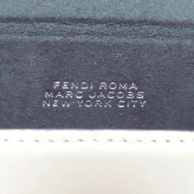 Pre-owned Fendi Black White Leather Shoulder Bag () In Multi