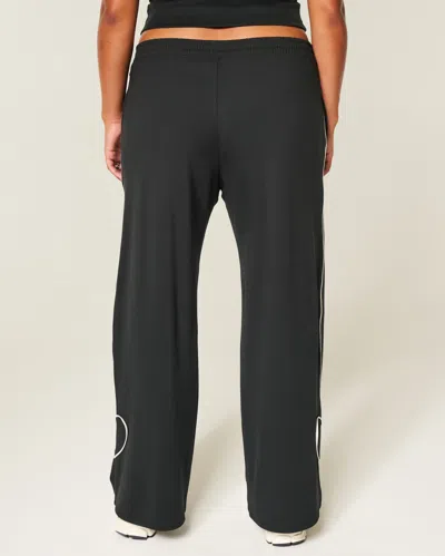 Gilly Hicks Active Recharge Heart-tipped Baggy Pants