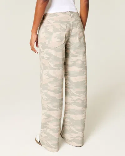 Hollister Curvy Low-rise Y2k Camo Baggy Jeans In Neutral