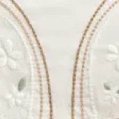 Hollister Low-rise Floral Back Pocket Poplin Shortie Shorts In White