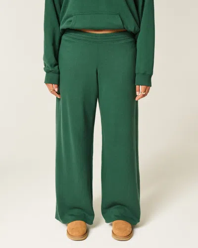 Hollister Senior Graphic Baggy Sweatpants In Green