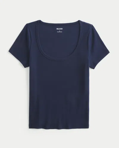 Hollister Scoop T-shirt In Blue