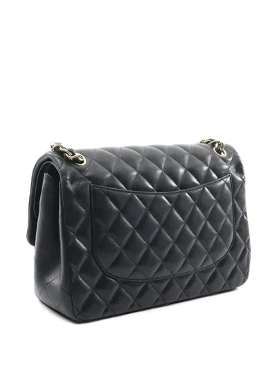 Pre-owned Chanel Matelasse Flap Chain Shoulder Bag In Black