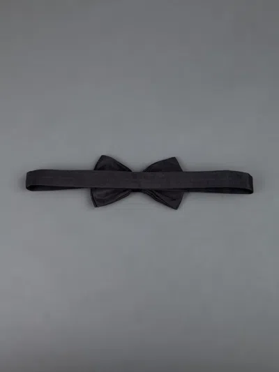 Jupe Silk Bow Tie In Black