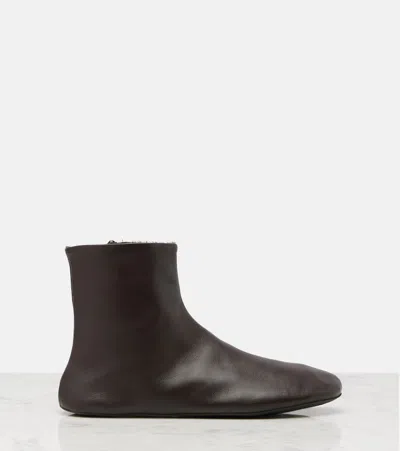The Row Stella Shearling-lined Leather Ankle Boots In Brown