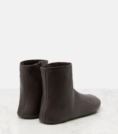 The Row Stella Shearling-lined Leather Ankle Boots In Brown