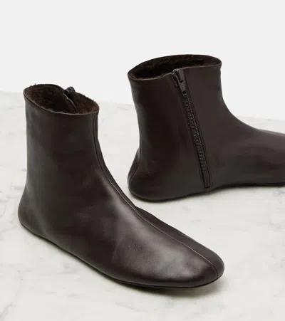 The Row Stella Shearling-lined Leather Ankle Boots In Brown