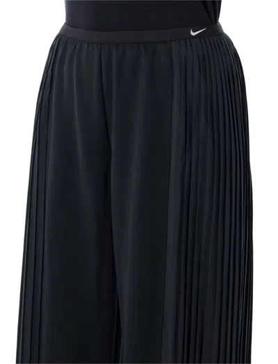 Nike Flowing Pleated Wide-leg Pants In Black
