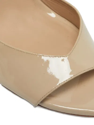 Pre-owned Stuart Weitzman Nudistsong Patent-leather Pumps In Neutral