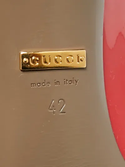 Pre-owned Gucci Pointed Toe Patent Pumps In Red