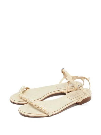 Pre-owned Chanel Quilted-design Pearl Sandals In Neutral