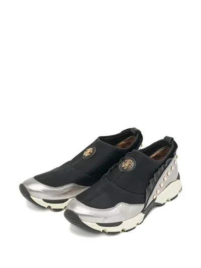 Pre-owned Roberto Cavalli Vintage Crystal-embellished Low-top Sneakers In Black