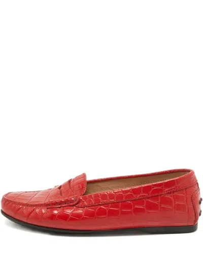 Pre-owned Tod's Vintage Crocodile-embossed Leather Loafers In Red