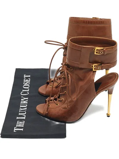 Pre-owned Tom Ford Cut-out Leather Ankle Boots In Brown