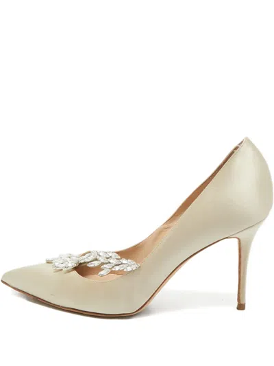 Pre-owned Manolo Blahnik Nadira Crystal-embellished Pumps In Neutral