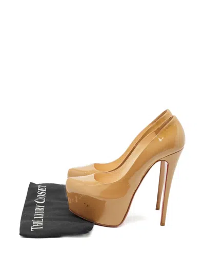Pre-owned Christian Louboutin Daffodile Platform Leather Pumps In Neutral