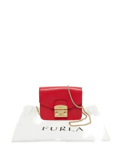 Pre-owned Furla Metropolis Chain-strap Leather Cross Body Bag In Red