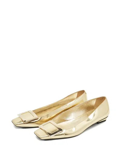 Pre-owned Roger Vivier Vintage Buckle Leather Pumps In Gold