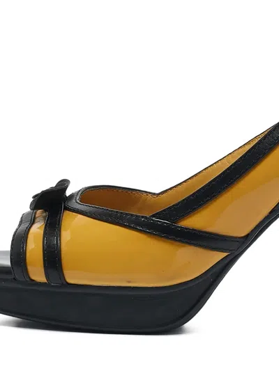 Pre-owned Tod's Vintage 90mm Leather Heeled Sandals In Yellow