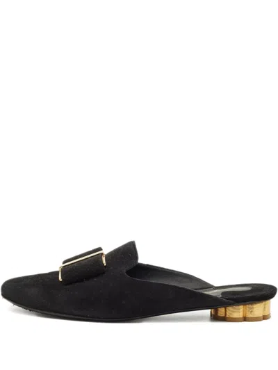 Pre-owned Ferragamo Vara Mules In Black